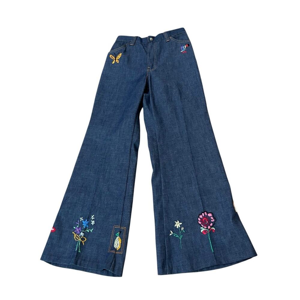 1970s Levi’s Big E Sta-Prest Embroidered Bell Bottom Jeans 26x30 Boho -